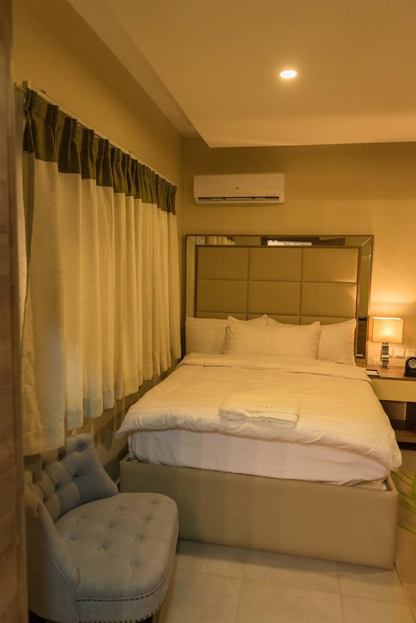 Iris Hotel Wuse 2 Abuja Exterior foto